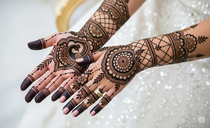 Instagram Stylish Royal Front Hand Mehndi Design